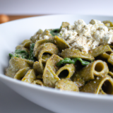 Low-Fat Spinach and Ricotta Pasta Delight